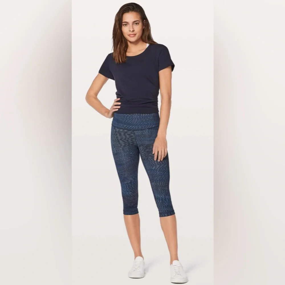 Lululemon Wunder Under Hi-Rise 1/2 Tight *Full-On Luxtreme 17